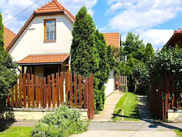 Szellő Úti Apartmanok Szolnok